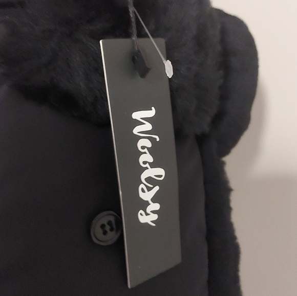 Woolsey new trappers sheep skin hat. Black can be worn 2 ways - Picture 5 of 14